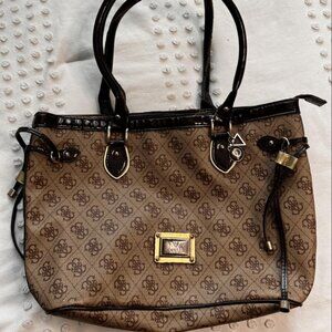 guess bag